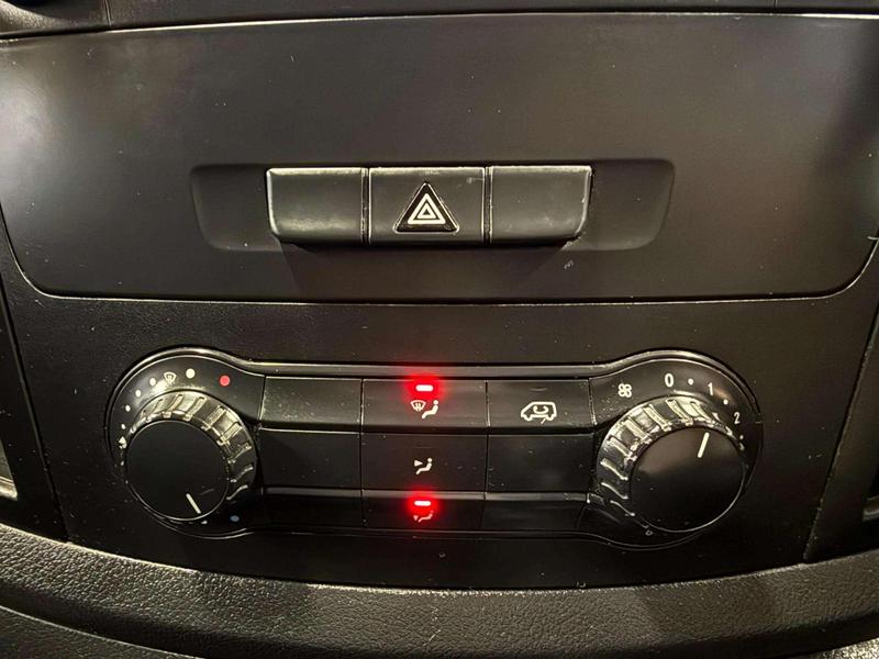 Mercedes-Benz Vito KT66XCD